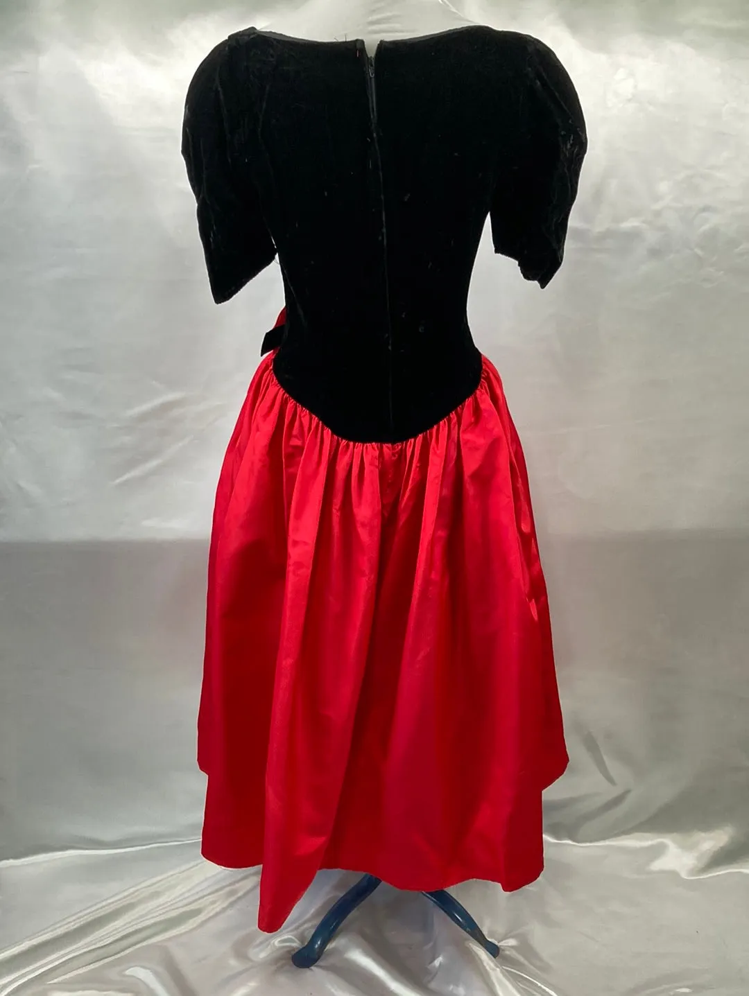 1980's Red/Black Gunne Sax Prom Dress Vintage Women's Dress Size Small