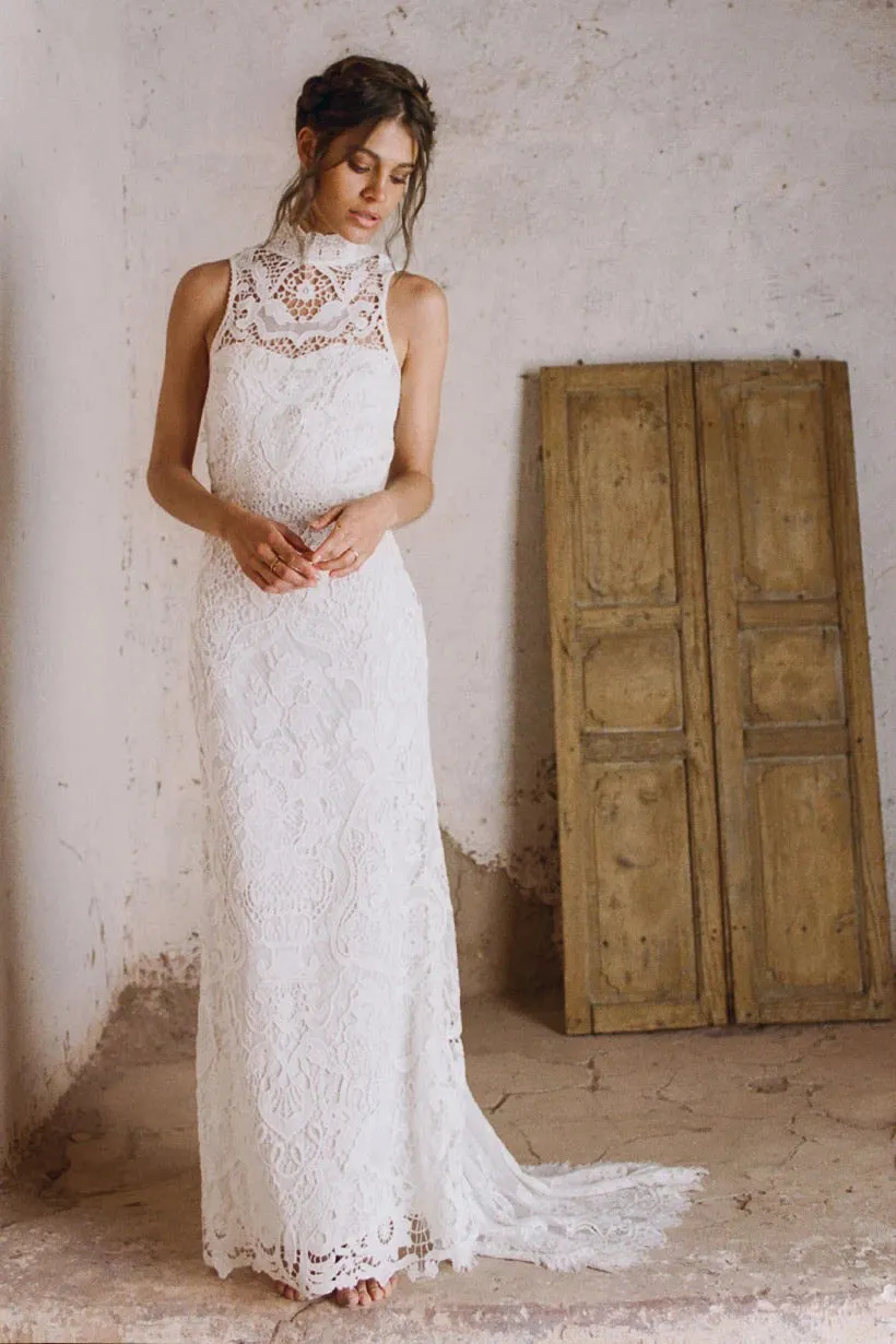 Boho Sheath Sleeveless Lace High Neck Wedding Dress with Keyhole Back-715722