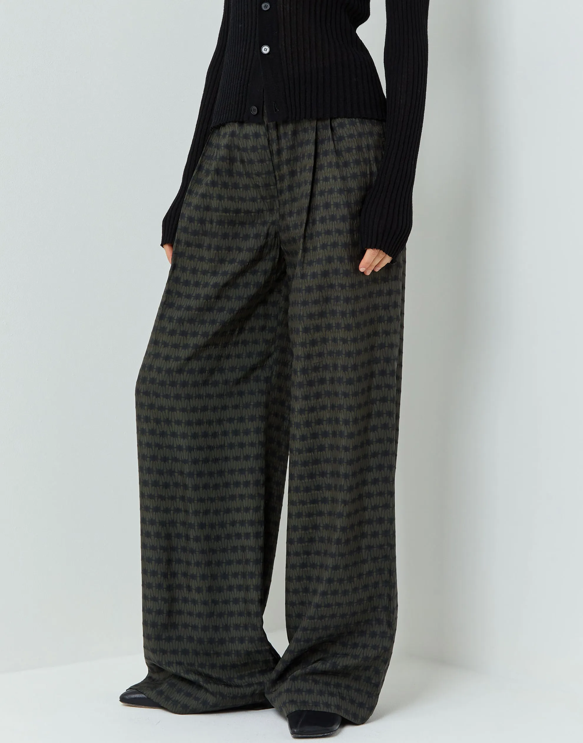 Buzz Wire Silk Blend Pisha Trousers