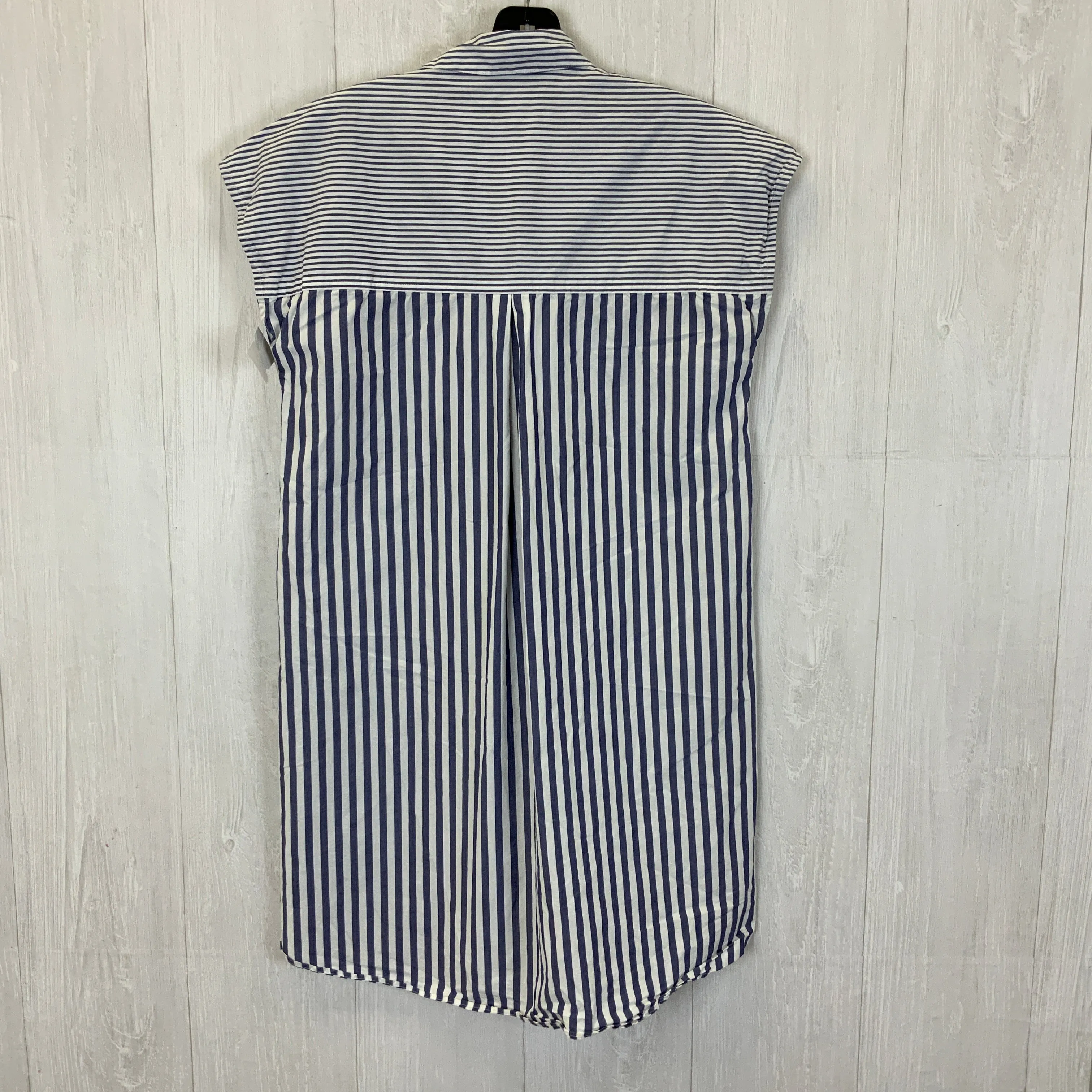 Dress Casual Short By Madewell  Size: S