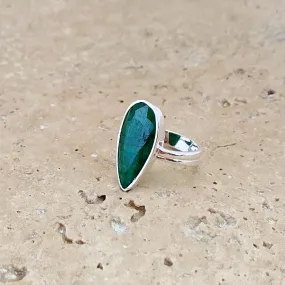 Emerald Quartz Teardrop Ring - Solange