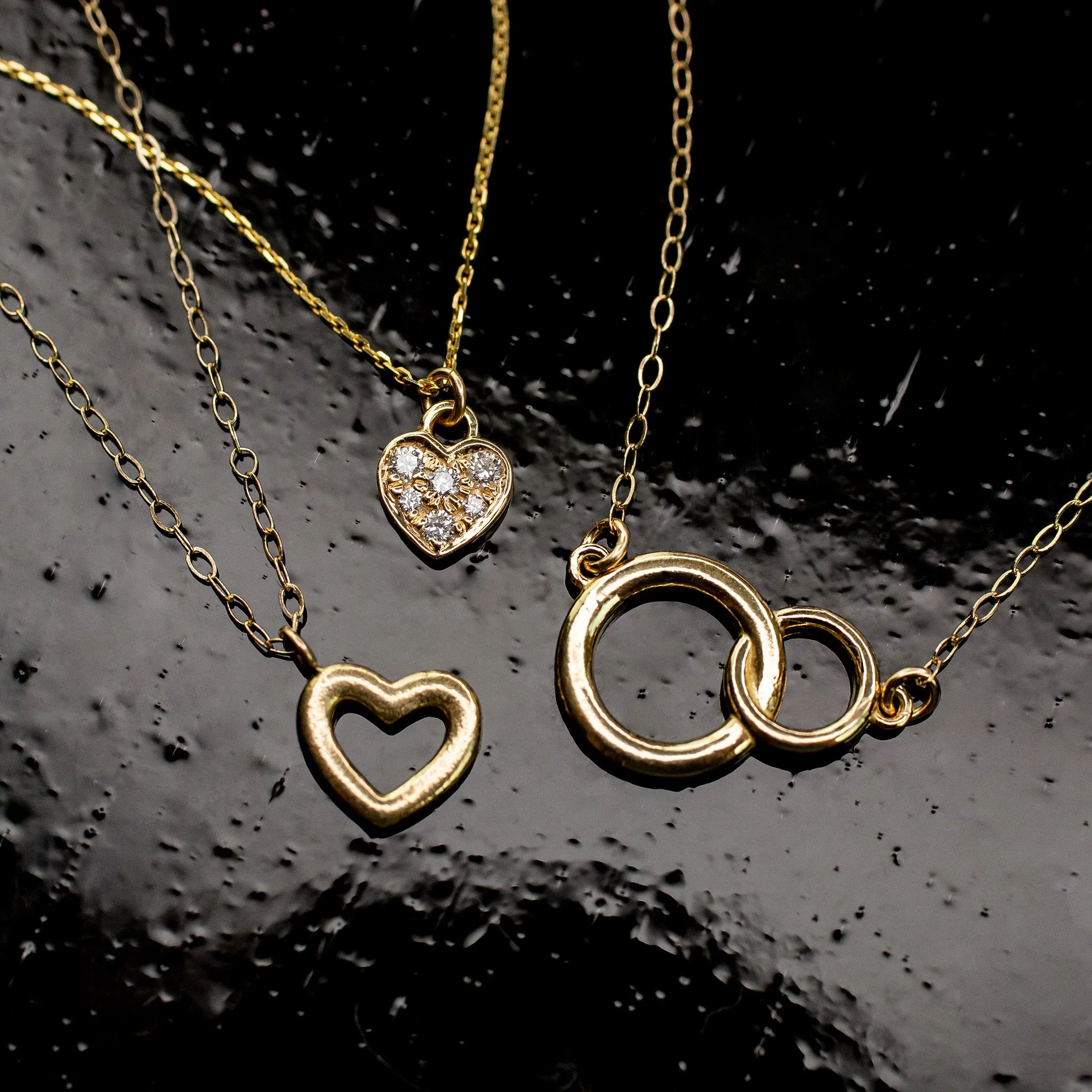 Interlocking Linked Circles Necklace - 14K Solid Gold