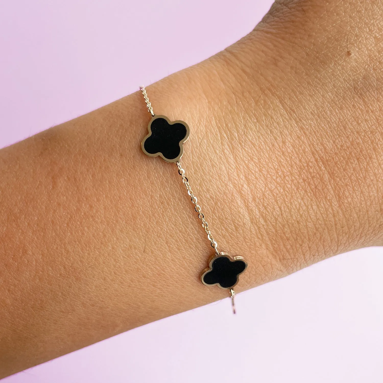 Small Onyx Clover Bracelet