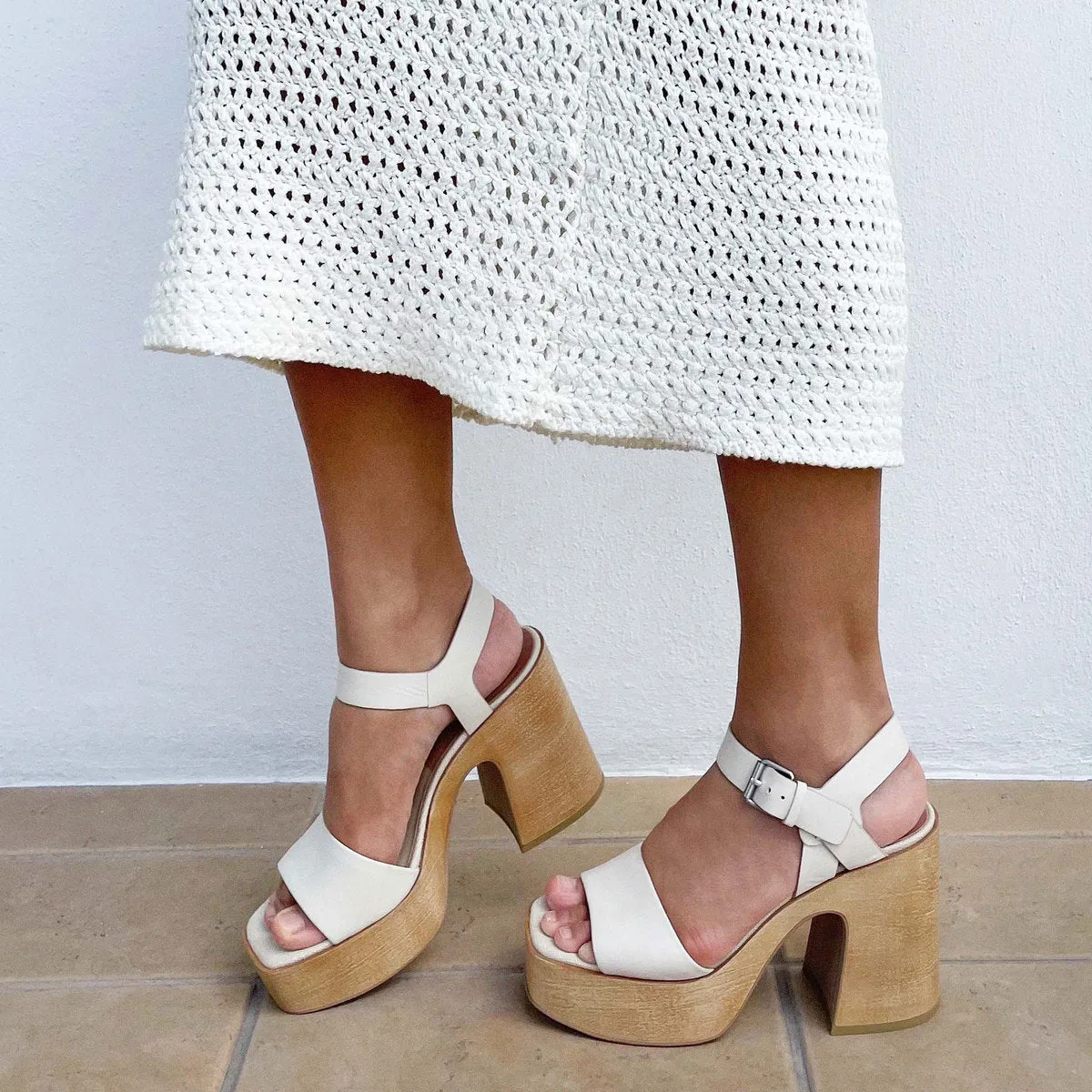 WALLIS HEELS IVORY LEATHER